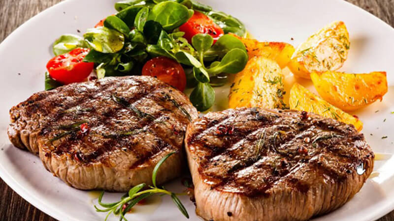 what ingredients are steak made from?